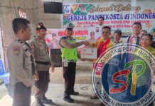Apresiasi Program Kapolres Siak Giat Minggu Kasih, Personil Polsek Minas Polres Siak Dengarkan Curhatan Jemaat Greja GPDI dan Serahkan Bantuan Paket Sembako