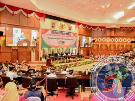 Rapat Paripurna DPRD Riau, Bupati Kasmarni Ucapkan Selamat Hari Jadi ke-67 Riau