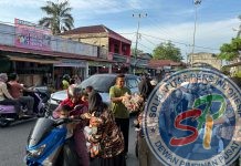 Merayakan Disahkannya RUU TNI, Gabungan Organisasi Bagi Ratusan Takjil