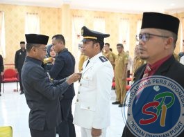 Sekda Rohil Lantik Dua Pejabat Administrator, Tegaskan Profesionalisme dan Responsivitas Pelayanan Publik
