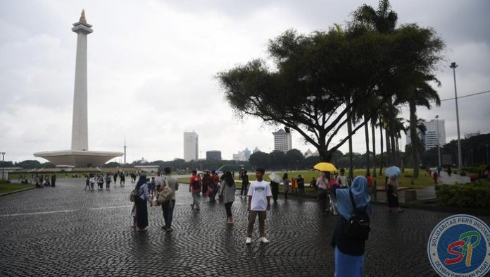monas