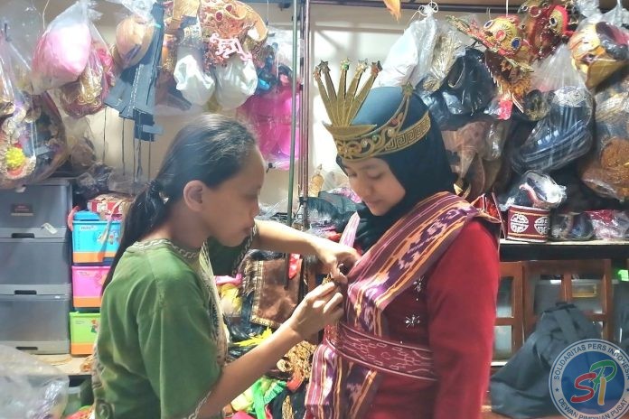 BAJU