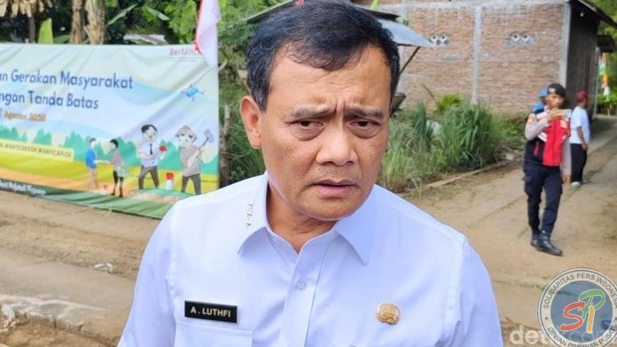 gubernur-jateng-ahmad-luthfi-1754547067368_169