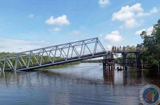 JEMBATAN SELAT